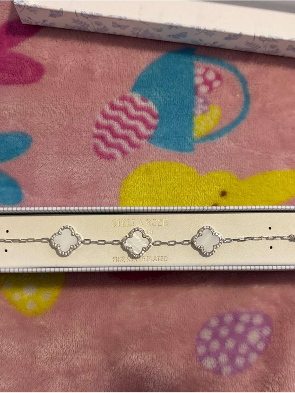 Silver Clover Link Bracelet with White Accents